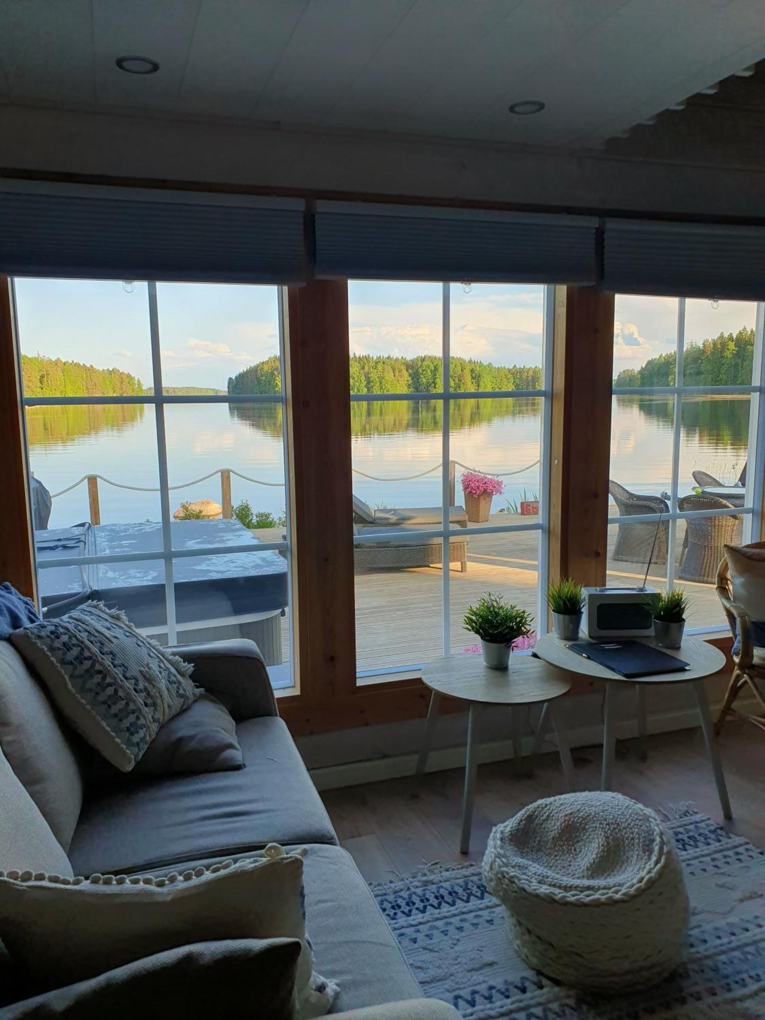 Stunning Log Cabin 45M2 On The Shore Of Kallavesi. Kuopio Exterior foto